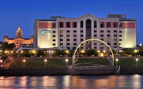 Embassy Suites on The River Des Moines